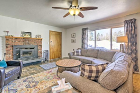 Updated Rustic Retreat Cabin Walk to Payette Lake
